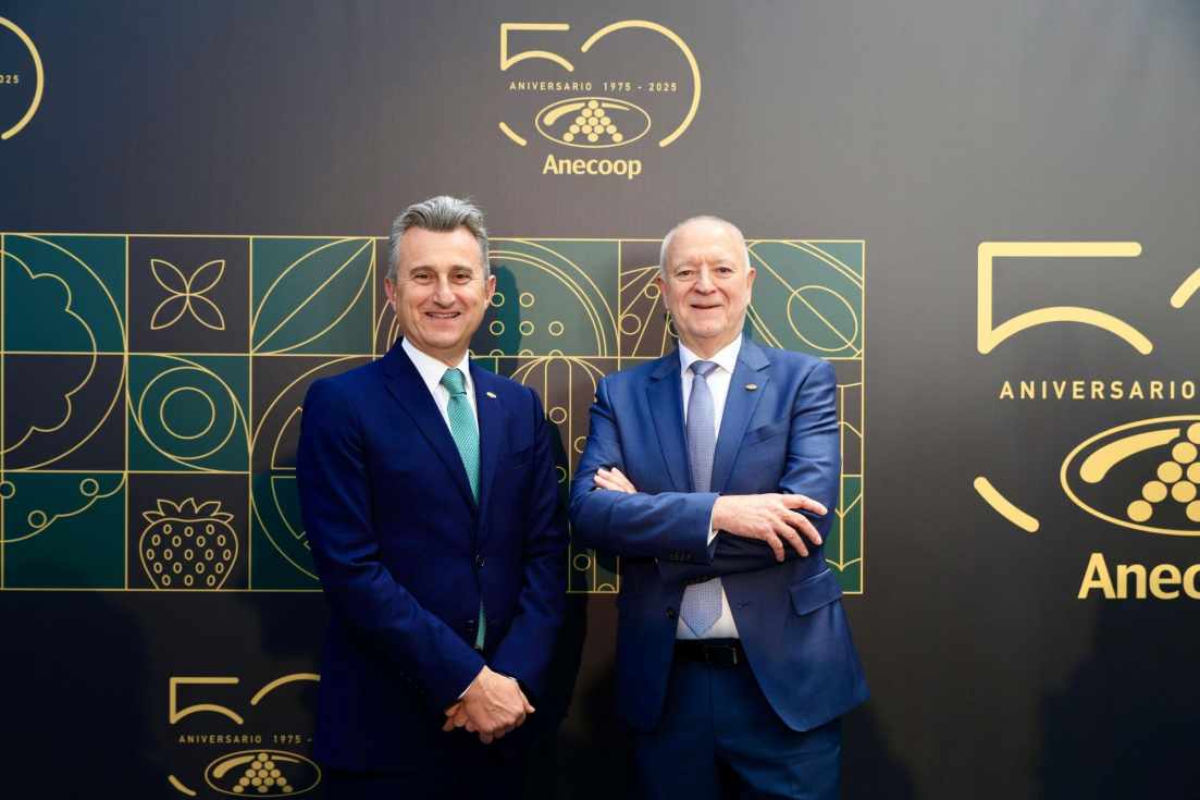 Alejandro Monz&oacute;n, presidente de Anecoop; y Joan Mir, director general.