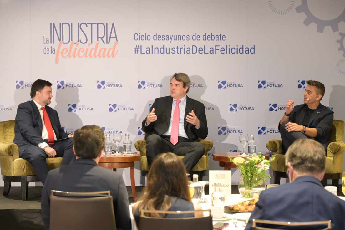 Arturo Criado, Eduardo Muga y Pedro Ruiz Aragoneses.